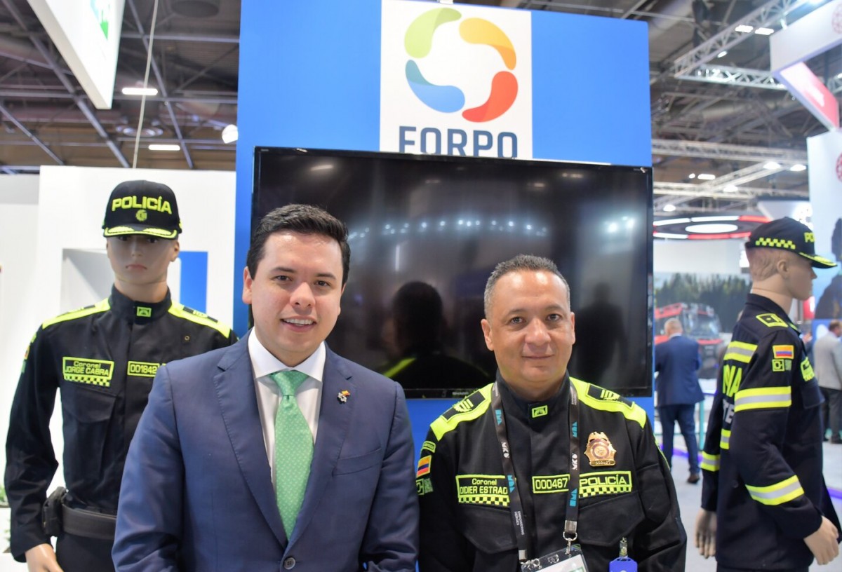 Eurosatory 2022, Viceministro de Veteranos y GSED con Director del Forpo